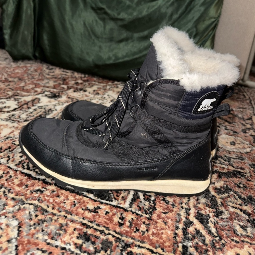 Sorel Black and Cream Winter Boots with Fur Trim